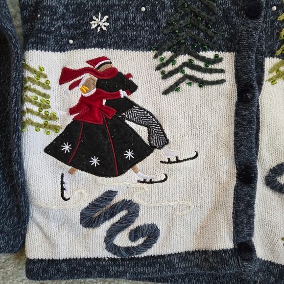 Vintage Reference Point Beaded Holiday Cardigan sz Medium Ice Skaters Christmas - Picture 2 of 12